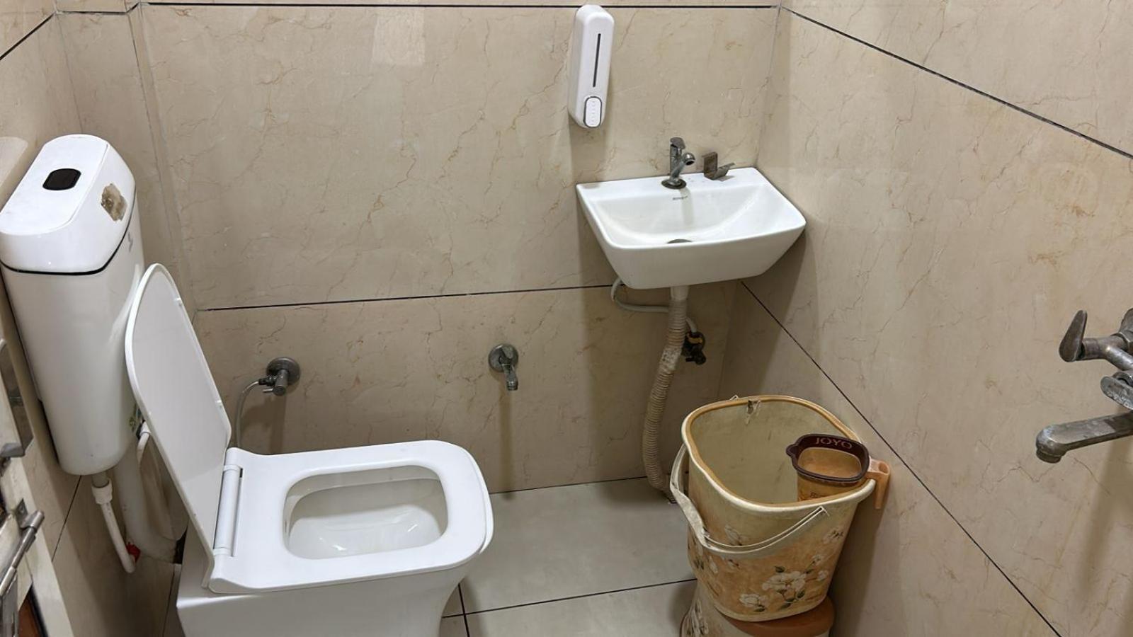 אויאיין Hotel Empire מראה חיצוני תמונה