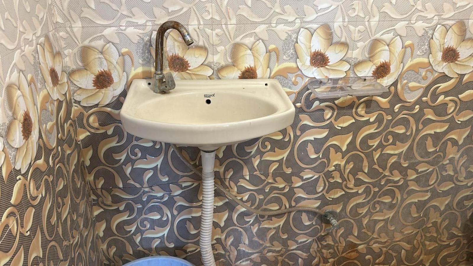 אויאיין Hotel Empire מראה חיצוני תמונה