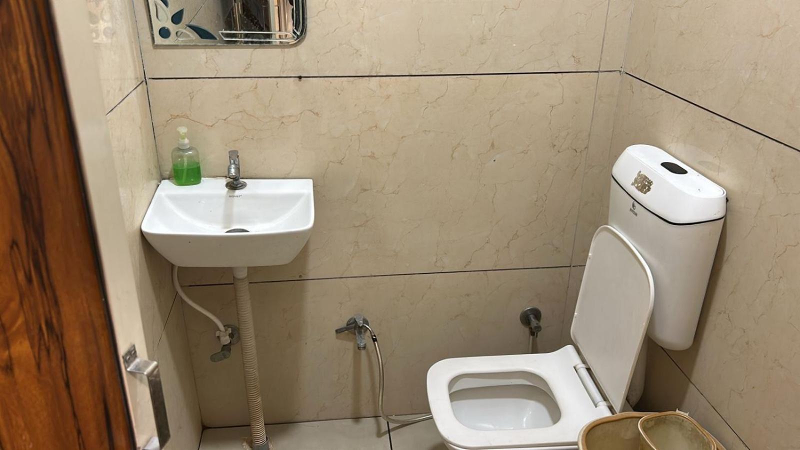 אויאיין Hotel Empire מראה חיצוני תמונה